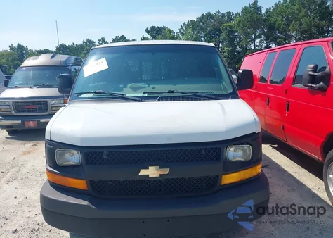 2016 Chevrolet Express 2500 Work Van z USA, uszkodzony, nr VIN 1GCWGAFF2G1334493